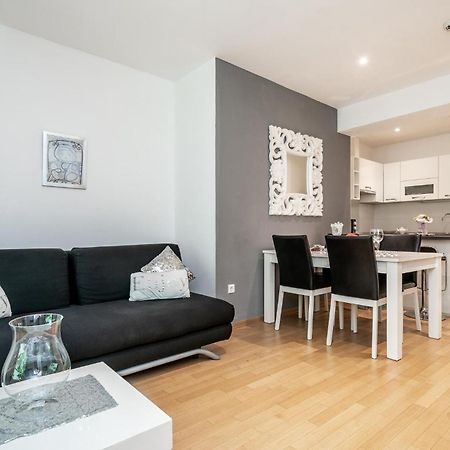 1 Bedroom Amazing Apartment In دوبروفينك المظهر الخارجي الصورة