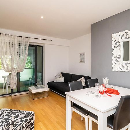 1 Bedroom Amazing Apartment In دوبروفينك المظهر الخارجي الصورة